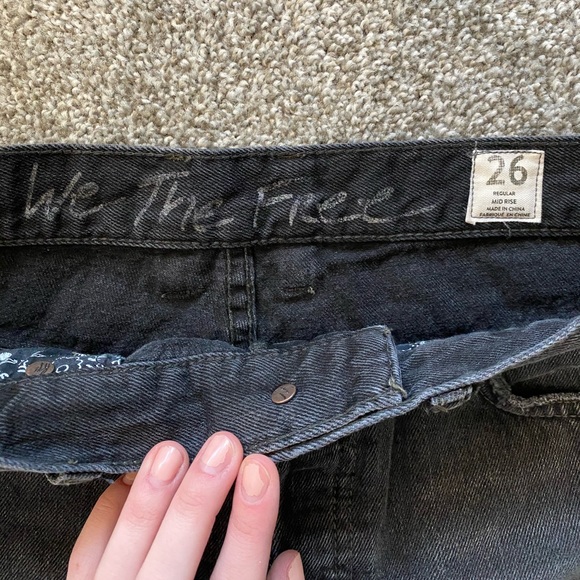Women’s Free People Jeans - Picture 3 of 3